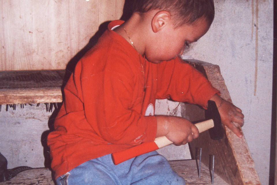 Valentin Kind Nagel Hammer