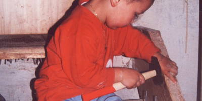 Valentin Kind Nagel Hammer