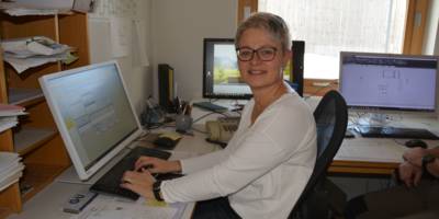 Büro Chefin Computer